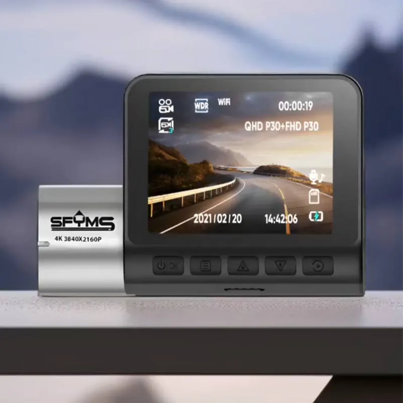 دوربین جلوی خودرو برای ثبت وقایع